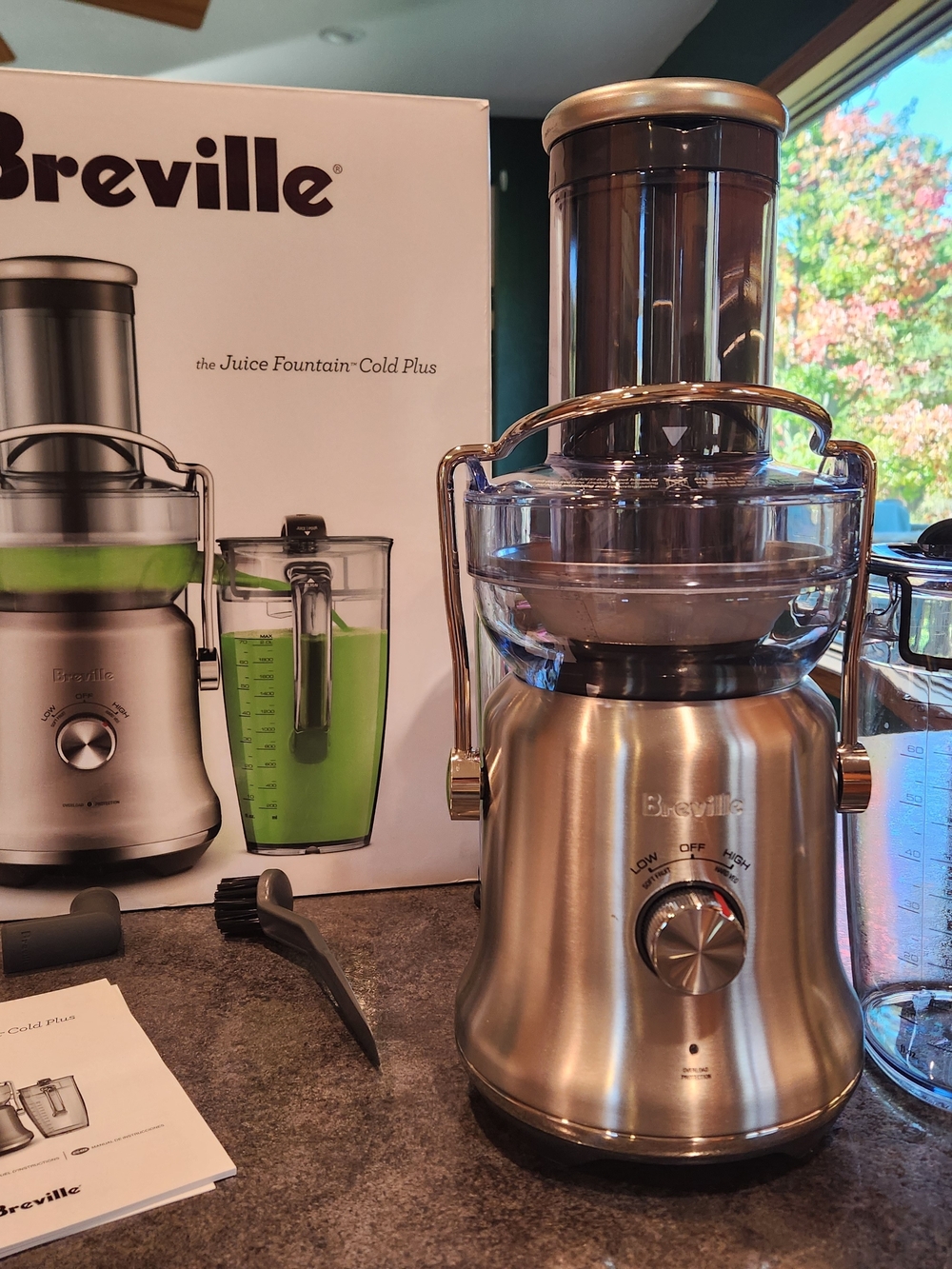 Breville Juice Fountain Cold Plus- BJE530 BSS - Like New Condition